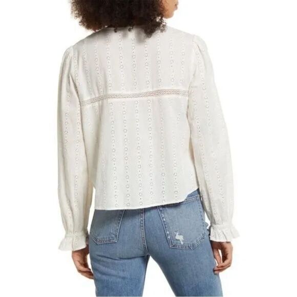 Treasure & Bond Long Sleeve Eyelet Lace Button Front Shirt Size Medium Ivory - Picture 3 of 10